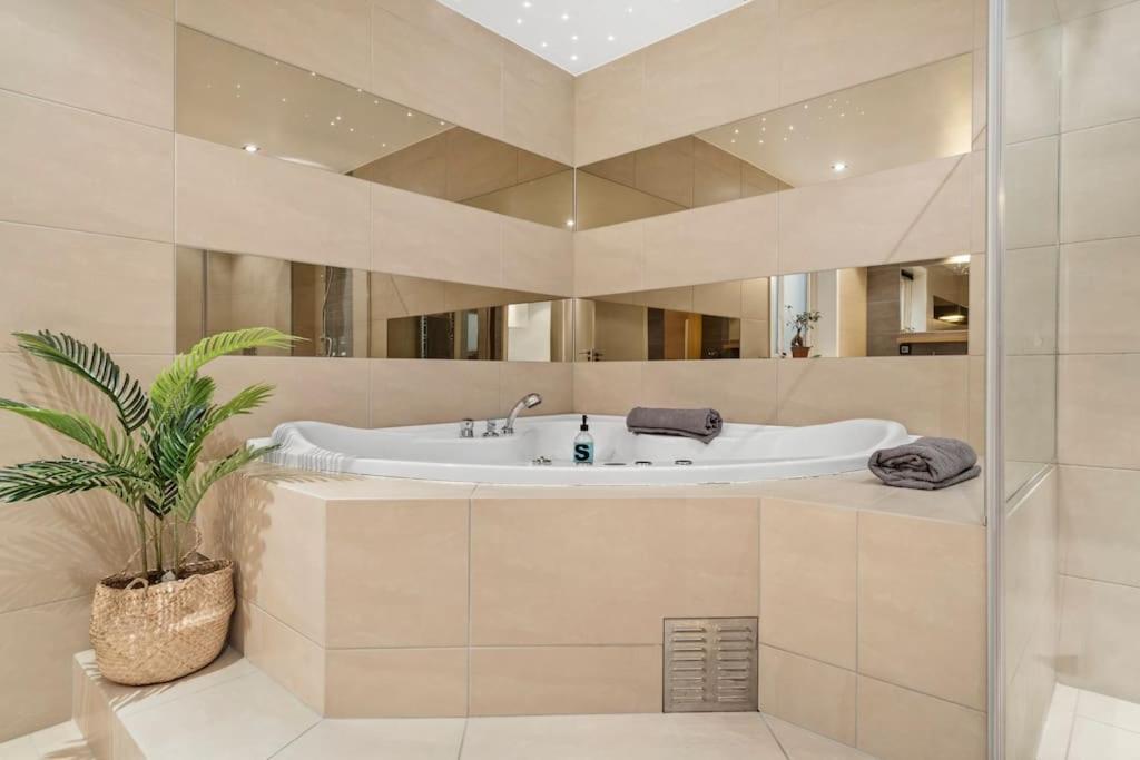 דירות ברגן Penthouse Leilighet 200 Kvm Vakker Sjoutsikt. מראה חיצוני תמונה